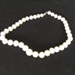 589 7602 PEARL NECKLACE